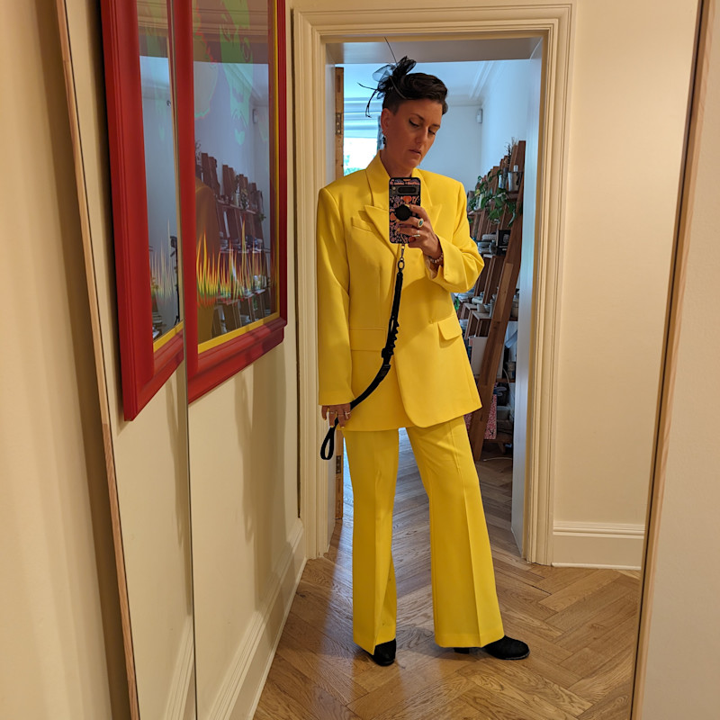 Sunshine Suiting