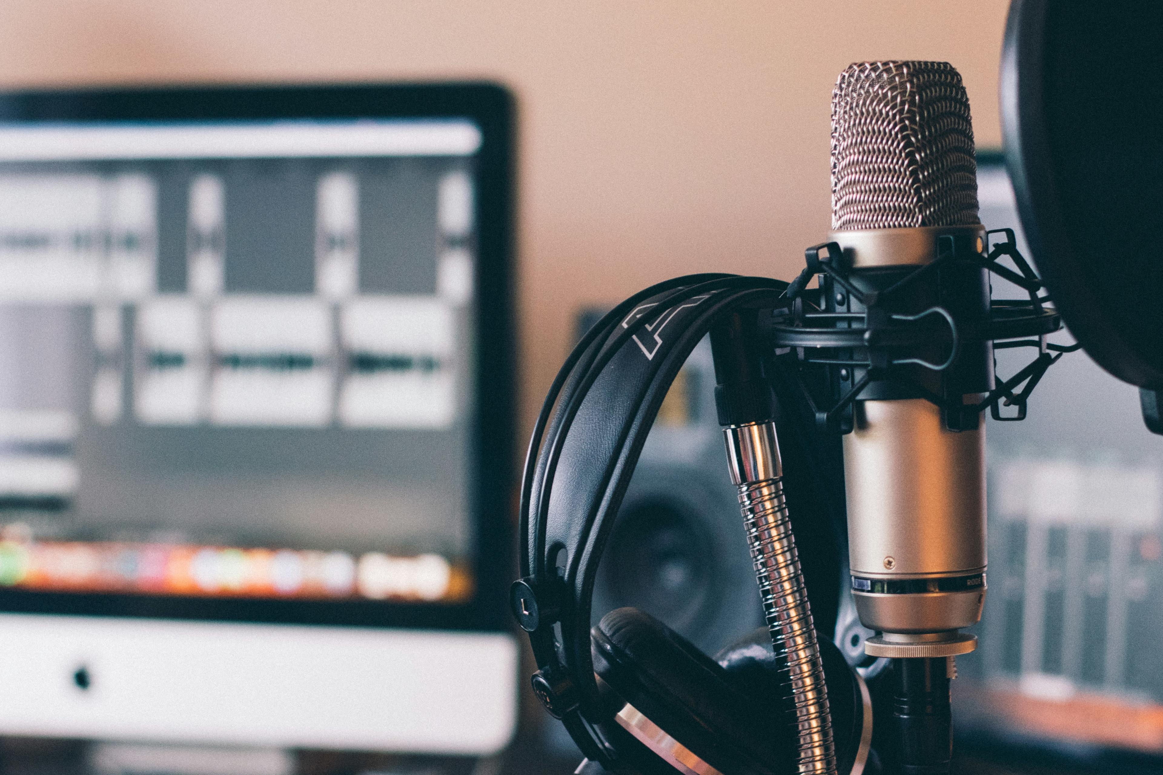 Cover Image for Top Podcast Hosting Platforms: A Guide for Podcasters