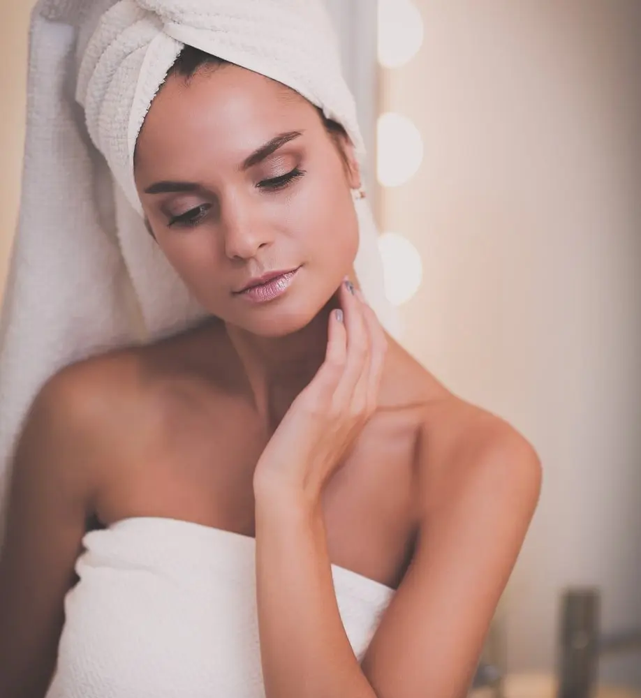 Суха кожа на лицето: Причини и лечение