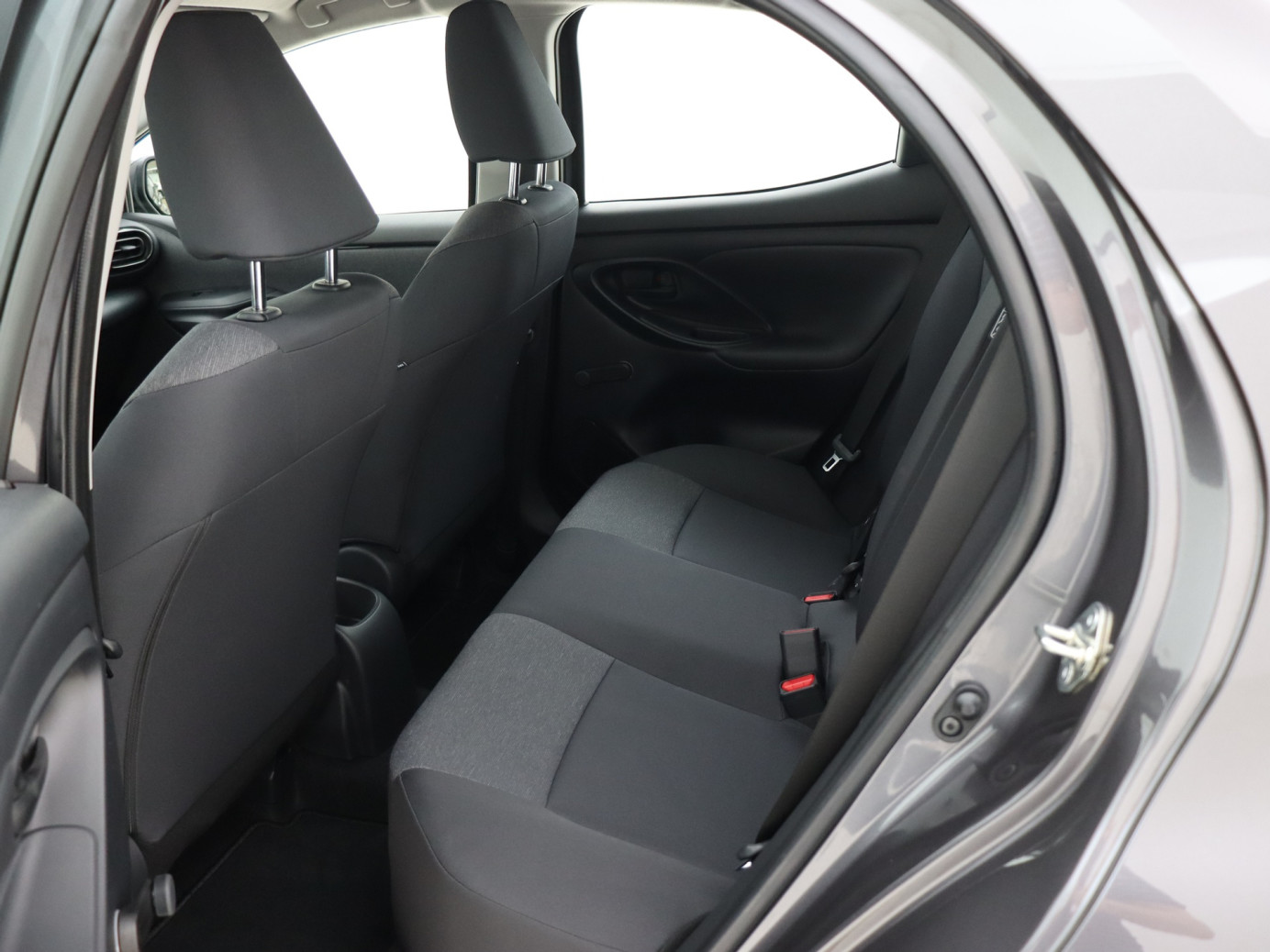 Toyota Yaris 1.0 Vvt-I Comfort 2020 Grijs Occasion