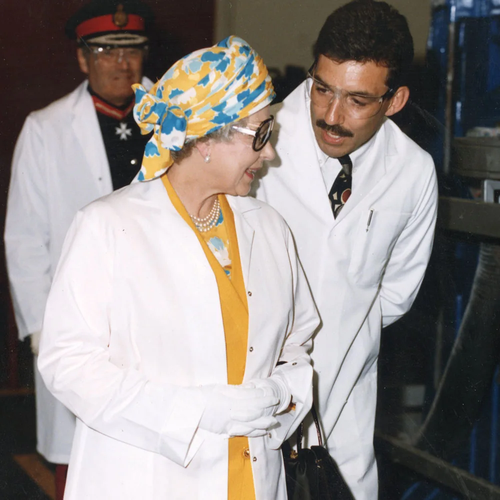 Her Majesty tours the Sericol manufacturing and distribution offices in Kent, 1993