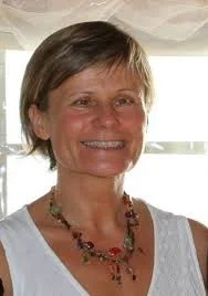 Zuza headshot