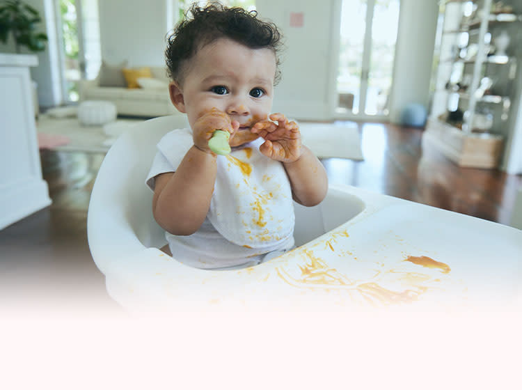 Comment enlever les taches de carotte des vêtements de bébé?