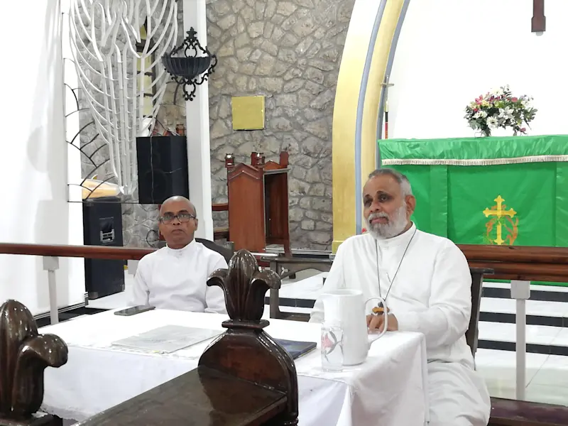 අතිගරු කීර්තිසිරි ප්‍රනාන්දු රදගුරුතුමා සහ වසම් නායක ගරු නිශාන්ත ප්‍රනාන්දු පියතුමා