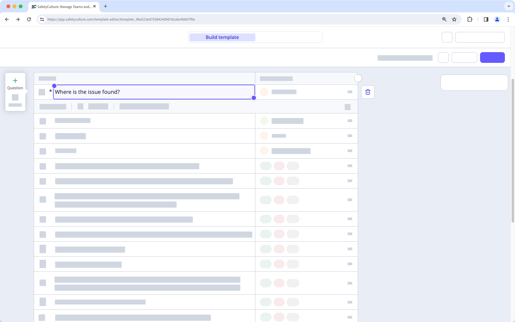 Añada o elimine una pregunta en una plantilla a través de la aplicación web.