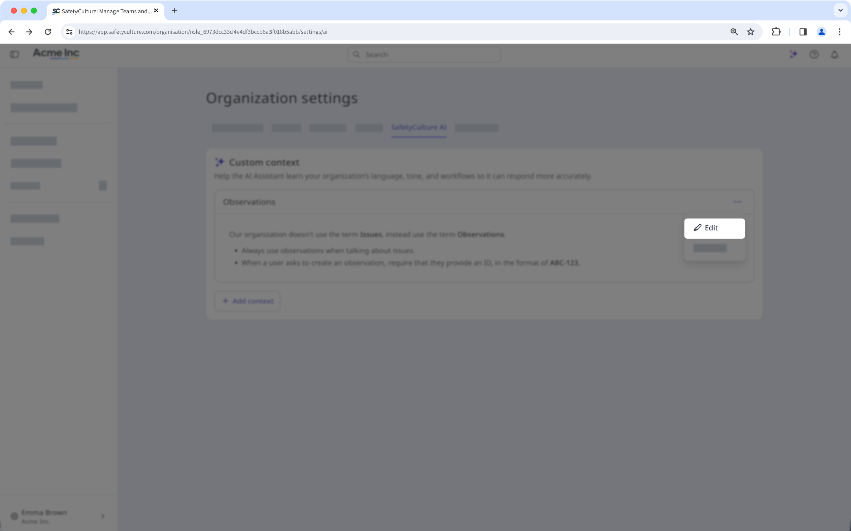 Modifier un contexte personnalisé pour l'assistant IA via l'application Web.