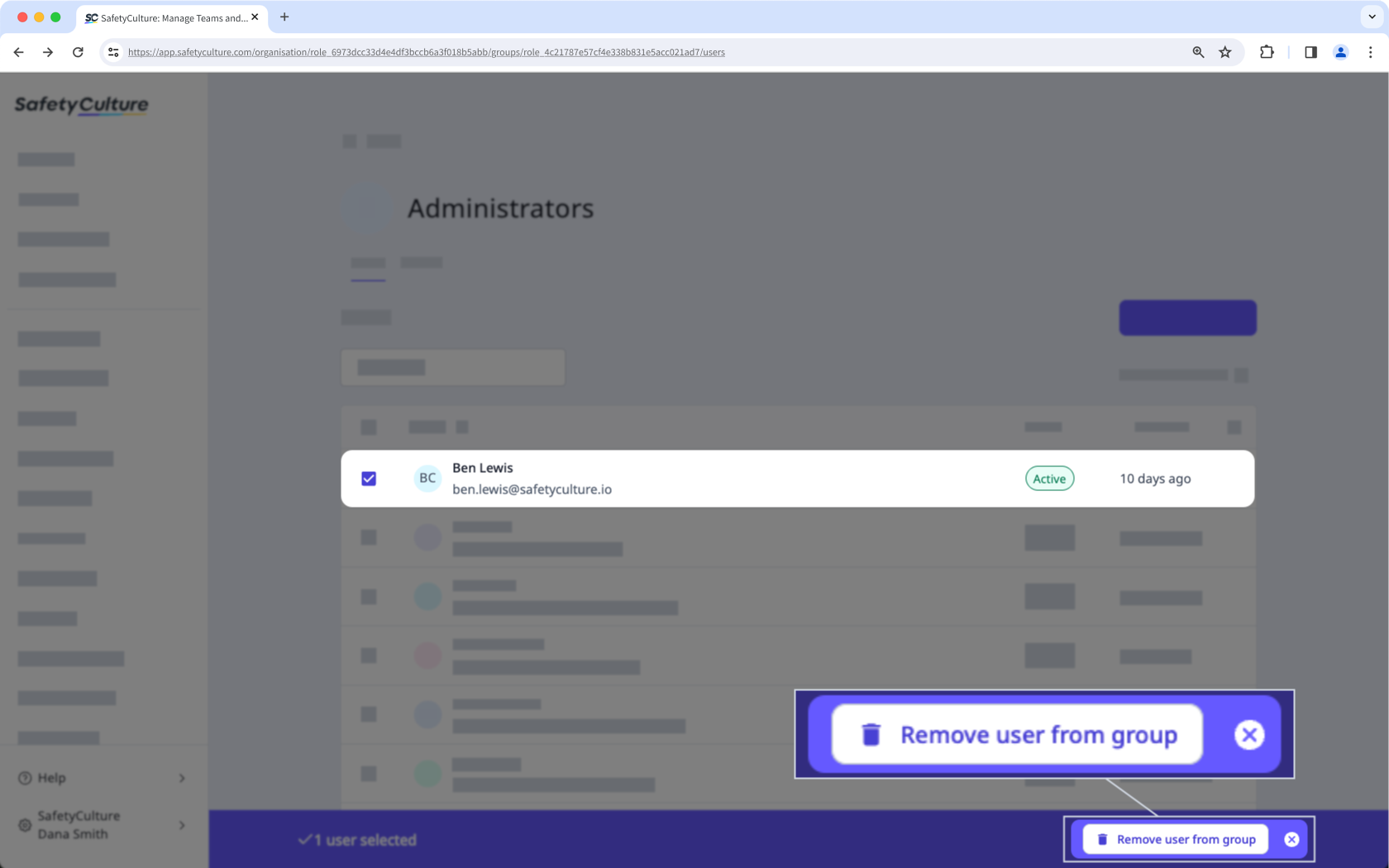 Supprimer un utilisateur d'un groupe à partir de l'application Web.