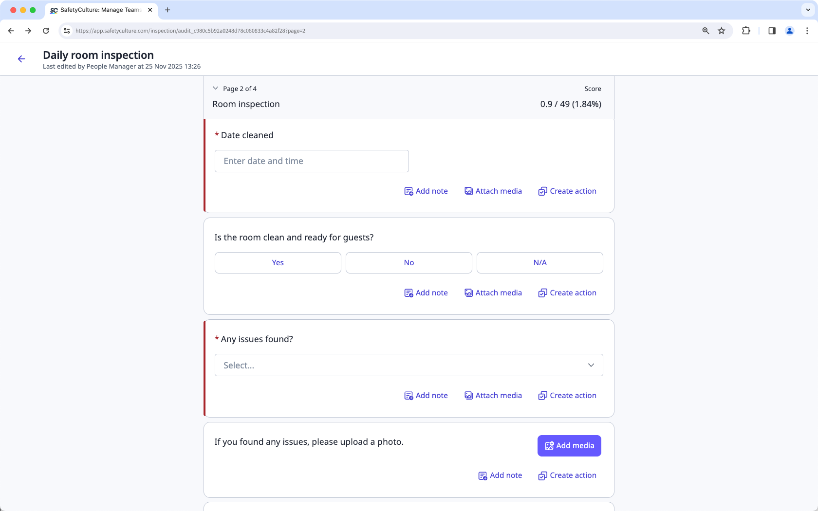 Questions obligatoires et facultatives dans une inspection via l'application Web.