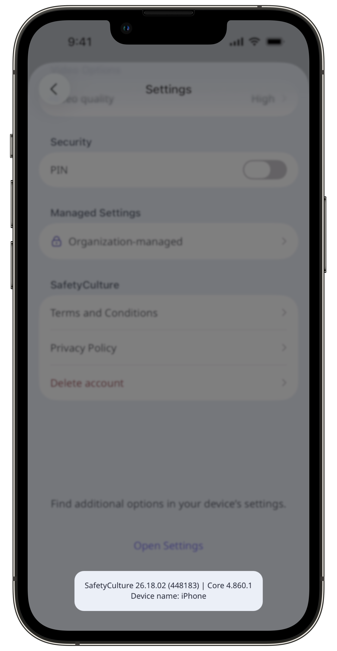 Pour vérifier la version de votre application portable, accédez aux Paramètres et faites défiler vers le bas.