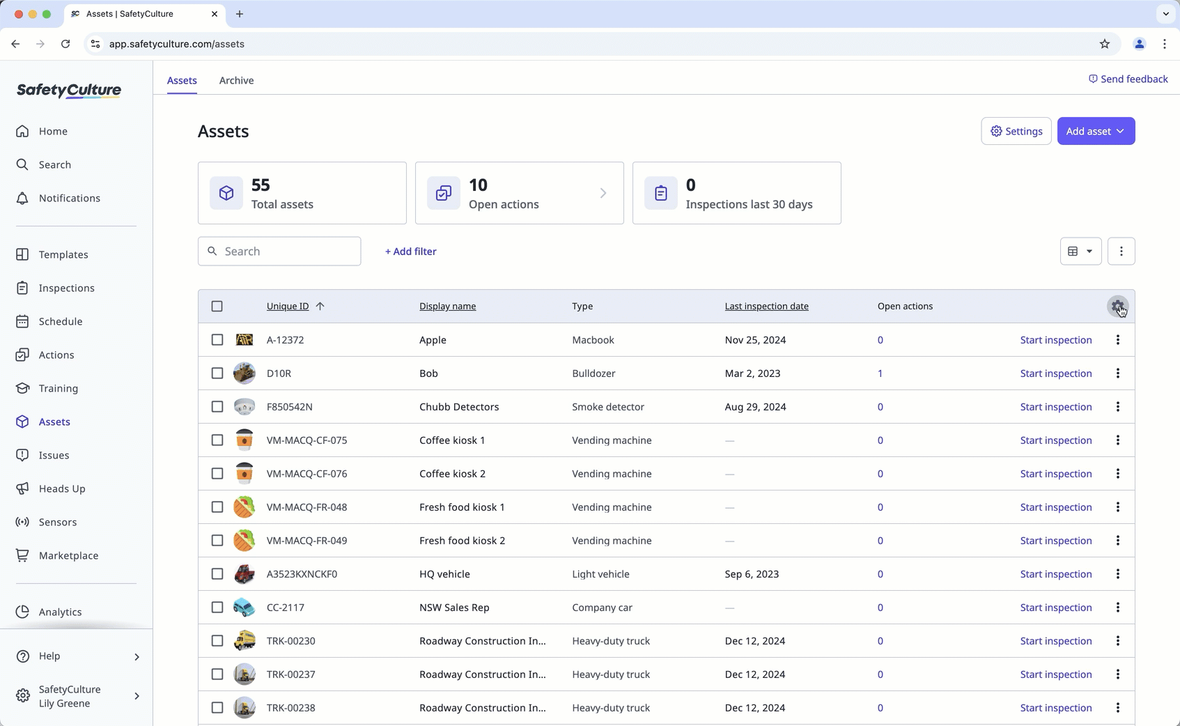 Show or hide table columns in Assets via the web app.