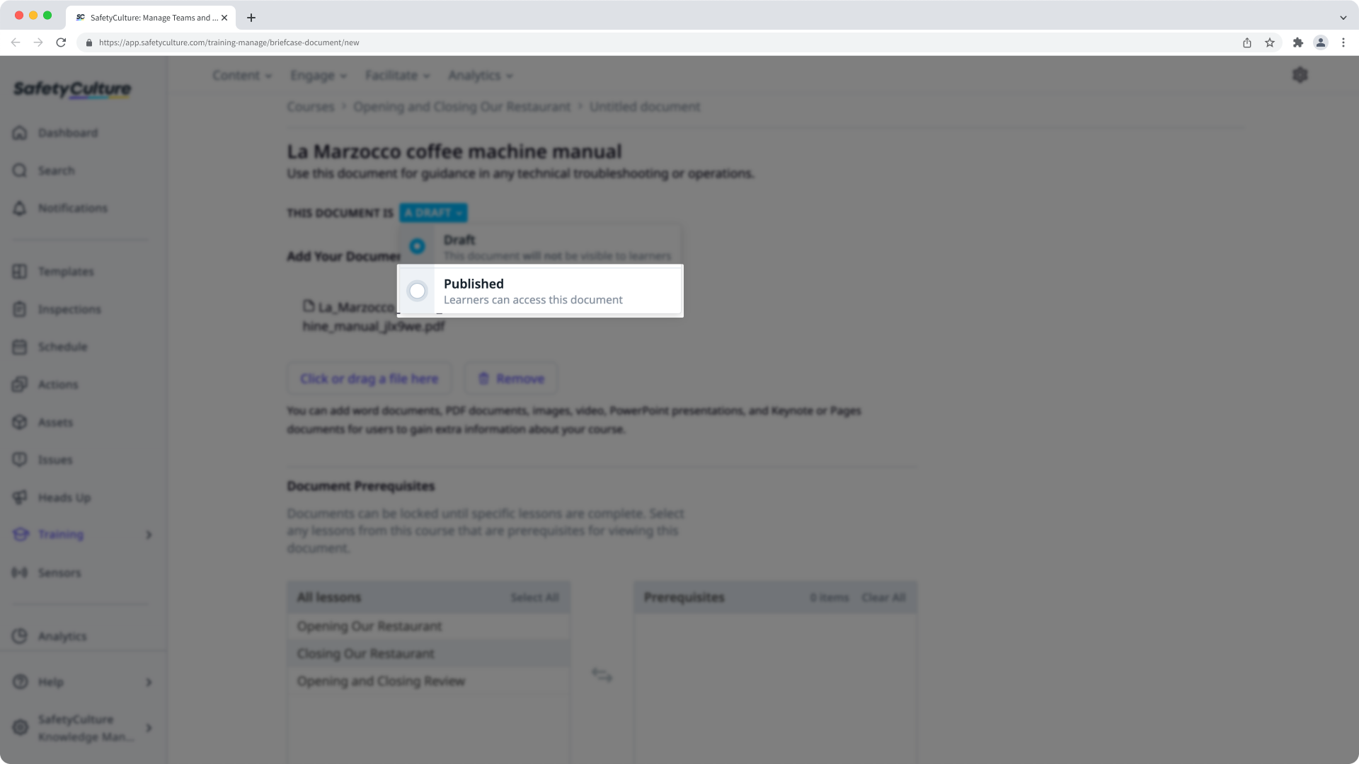 Añadir un archivo al maletín de un curso a través de la apliación web.