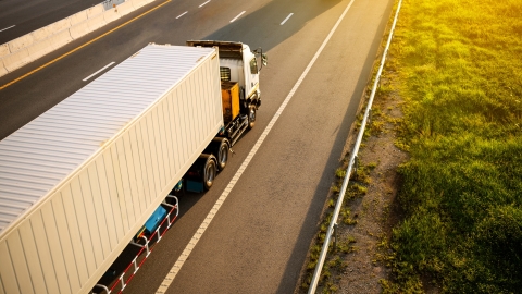 Transport kontenerów | Omida Logistics