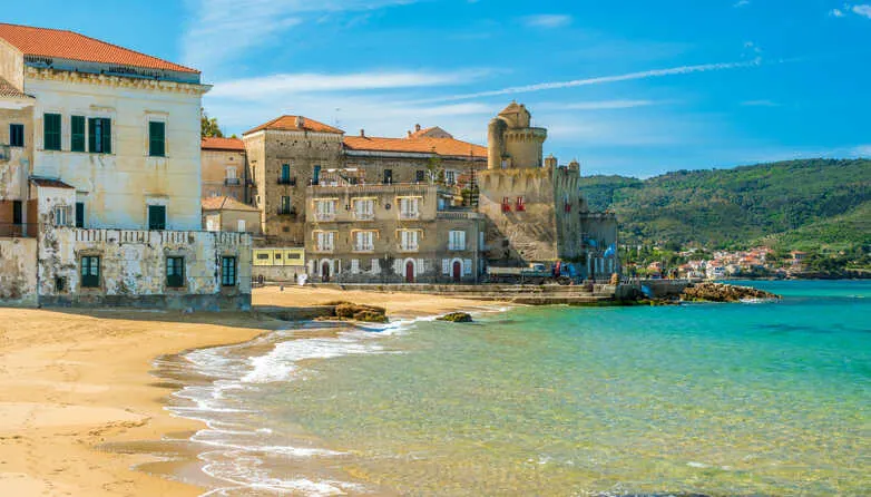 Discover the charm of Santa Maria di Castellabate in Cilento, with its stunning coastal beauty.