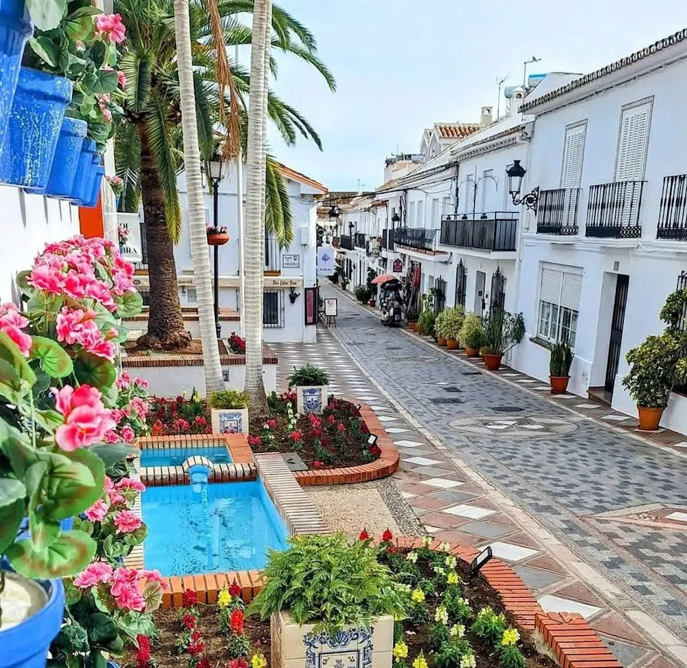 Sea views and charm draw expats to Benalmádena’s sunny southern coast.