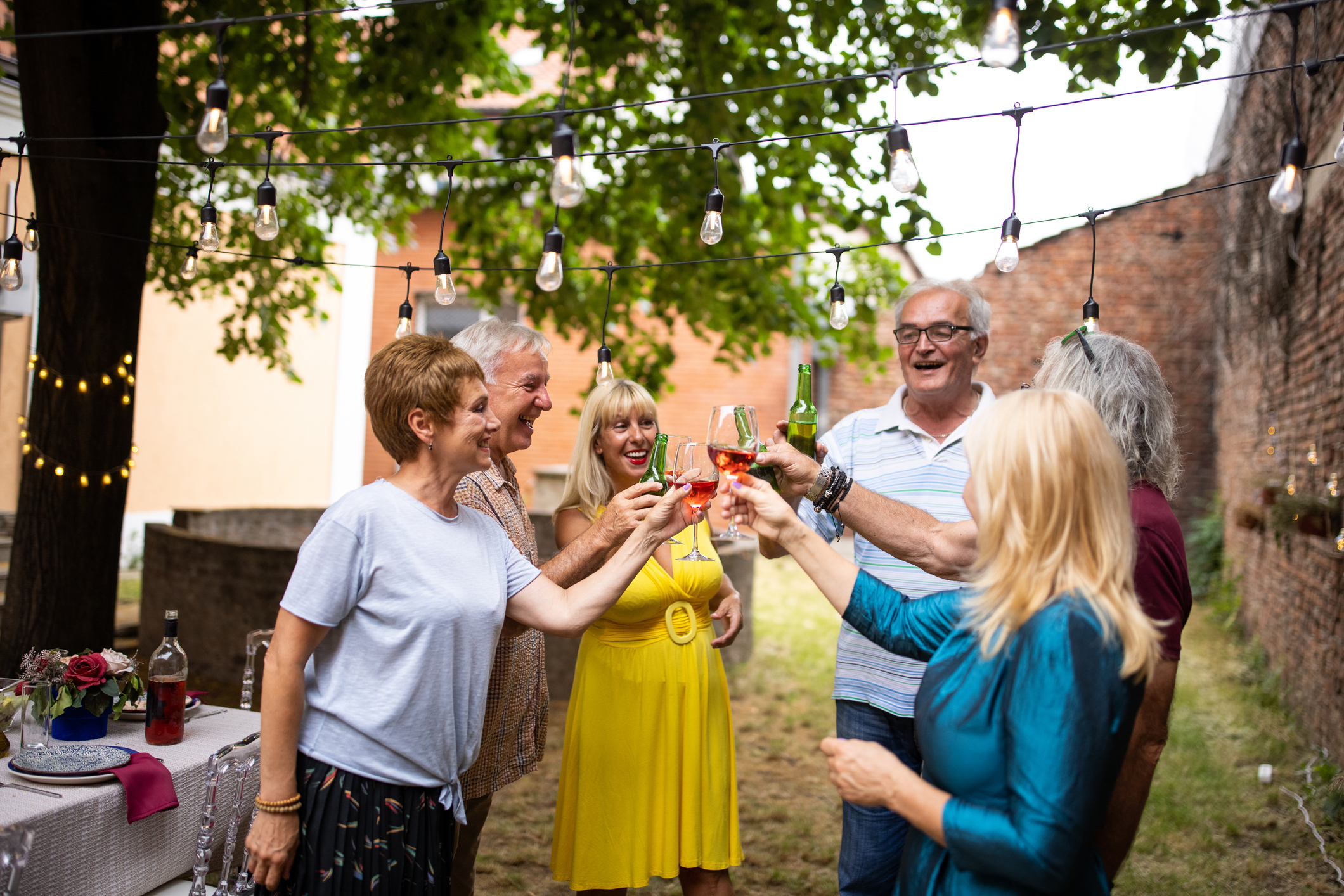 Best Places to Retire as a Single Expat 