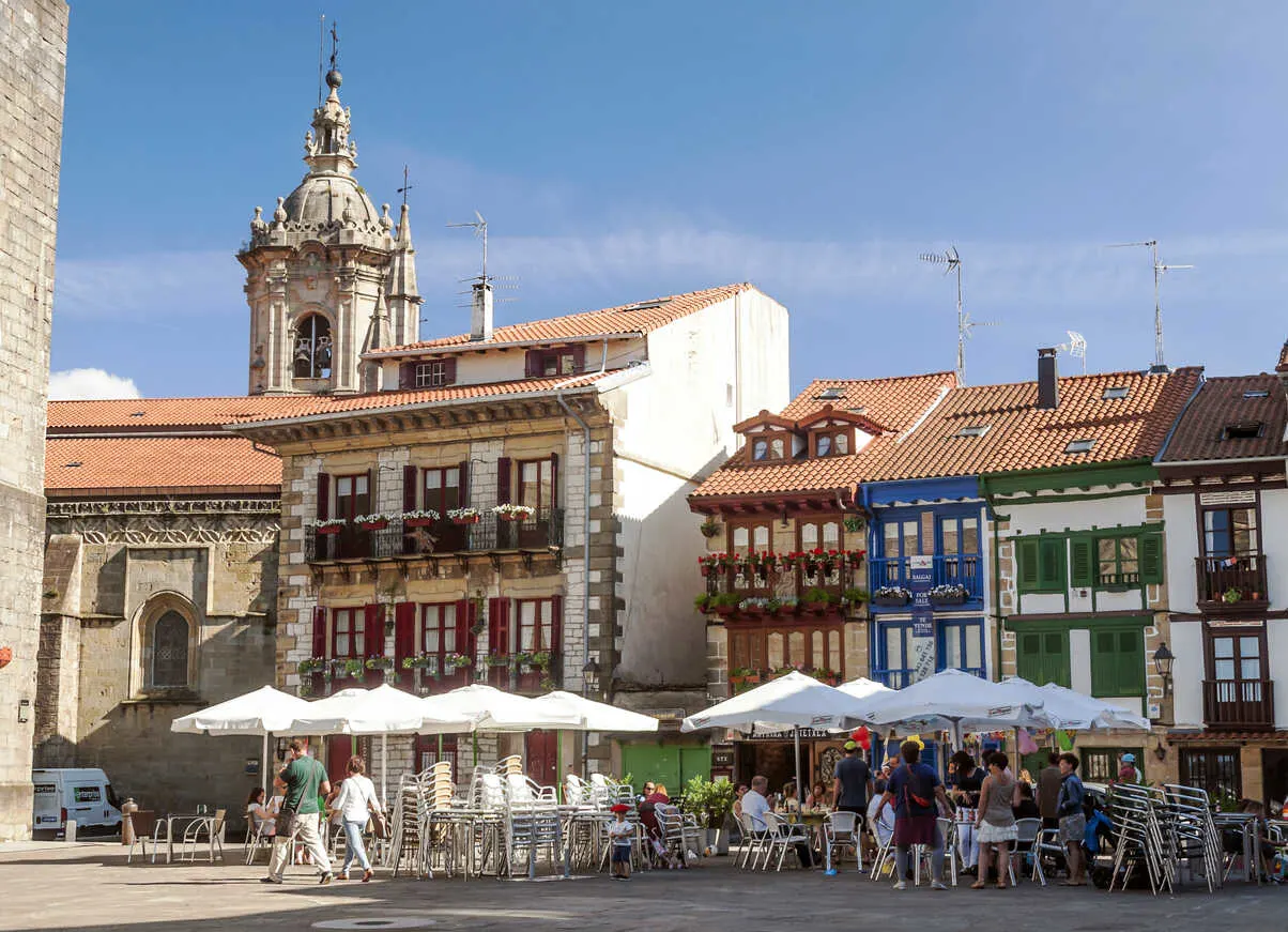 Peaceful central courtyard in Hondarribia, Spain, showcasing traditional Basque architecture.