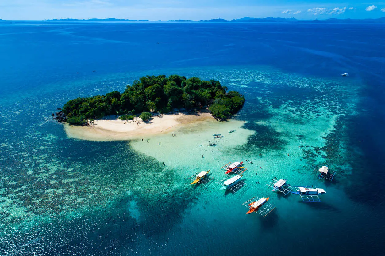 Island-hopping weekends are part of everyday life for many expats in the Philippines.