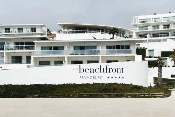 Paul is staying in a luxury beachfront condo owned by real estate investor and founder of Real Estate Trend Alert, Ronan McMahon.