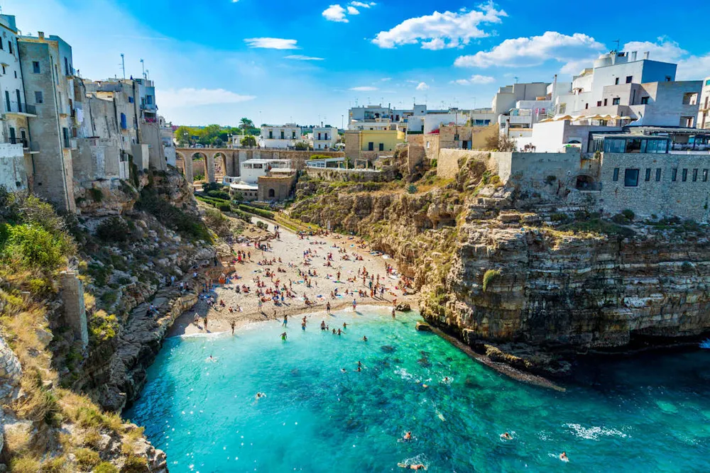 Sun, sea, and savings: Southern Italy’s hidden retirement gem.