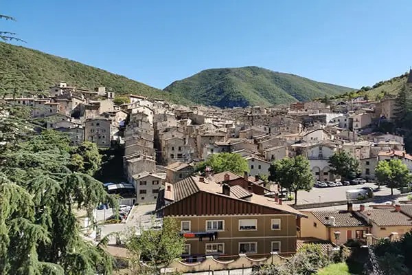 Famed as a photographers mecca, this pretty village in Abruzzo that Paul checked out threw up some interesting bargains.