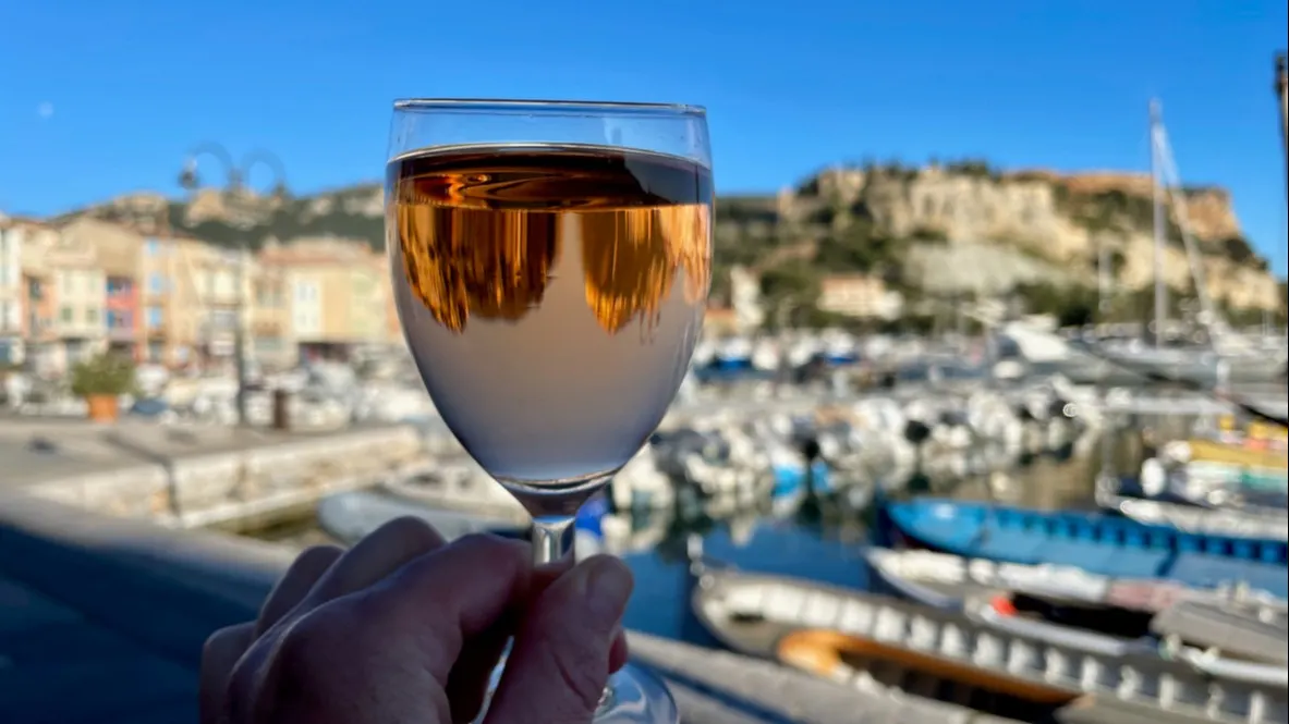 Cassis Wine