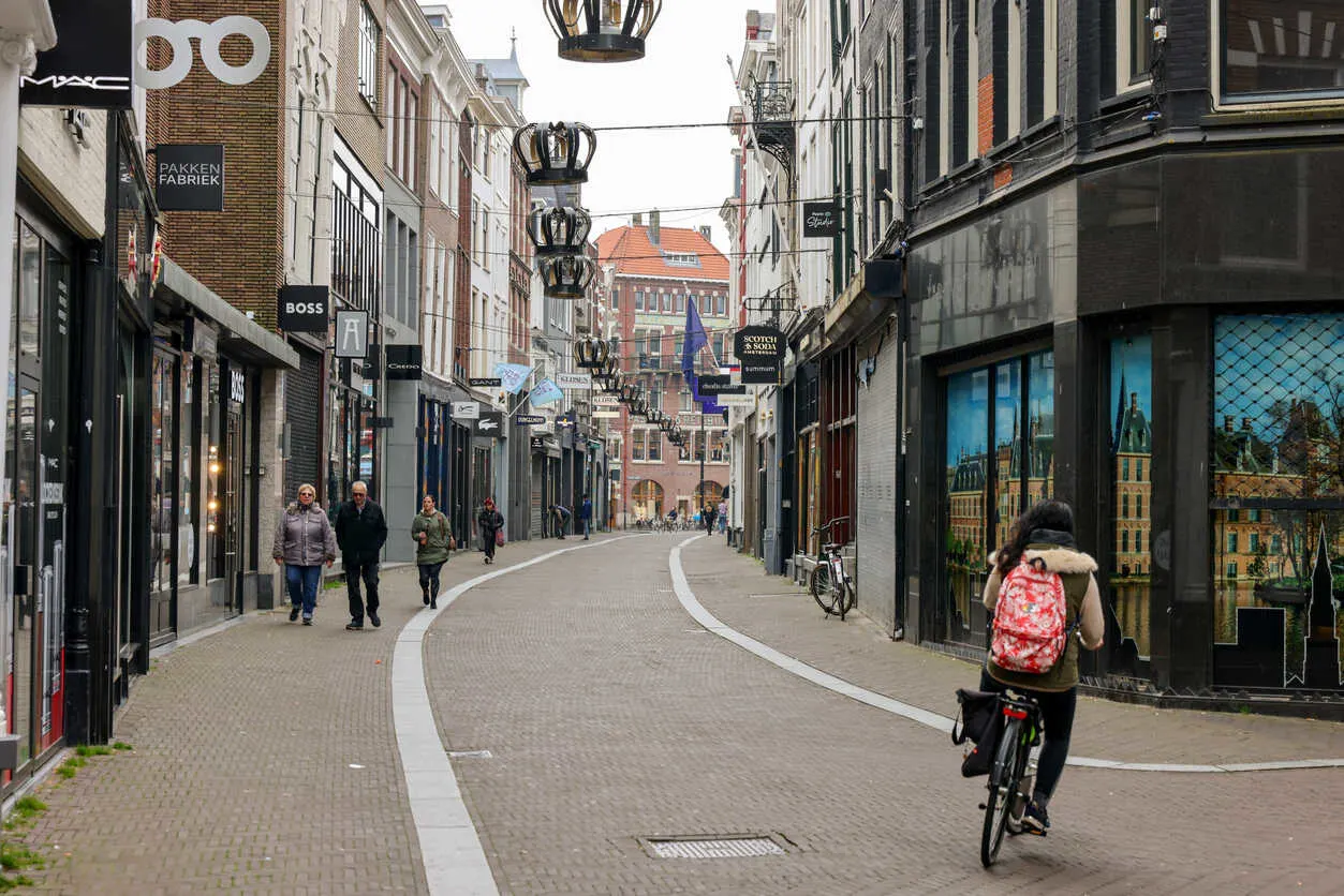 Shop and stroll near the Noordeinde Palace.