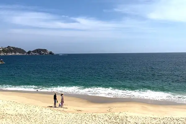 The uncrowded beach at Chahué.