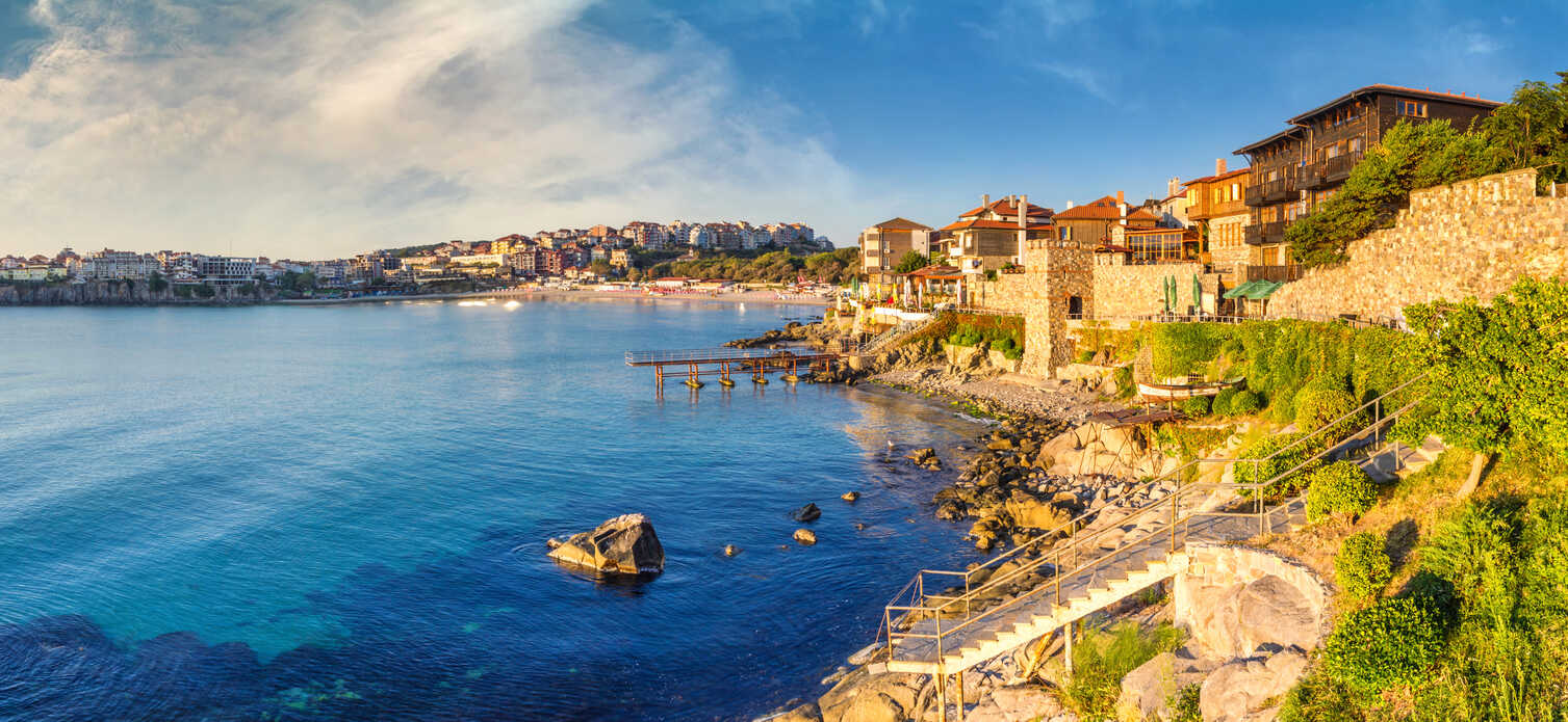 Best Countries to Retire Abroad on a $1,200 Monthly Budget