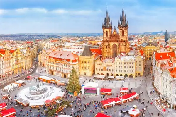 Christmas market in Prague, Czech Republic. ©iStock/Ihor_Tailwind