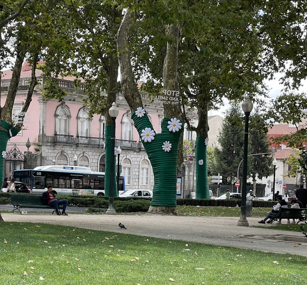 In Bonfim and Antas, daily life feels local—markets, parks, and quiet streets just minutes from the center.