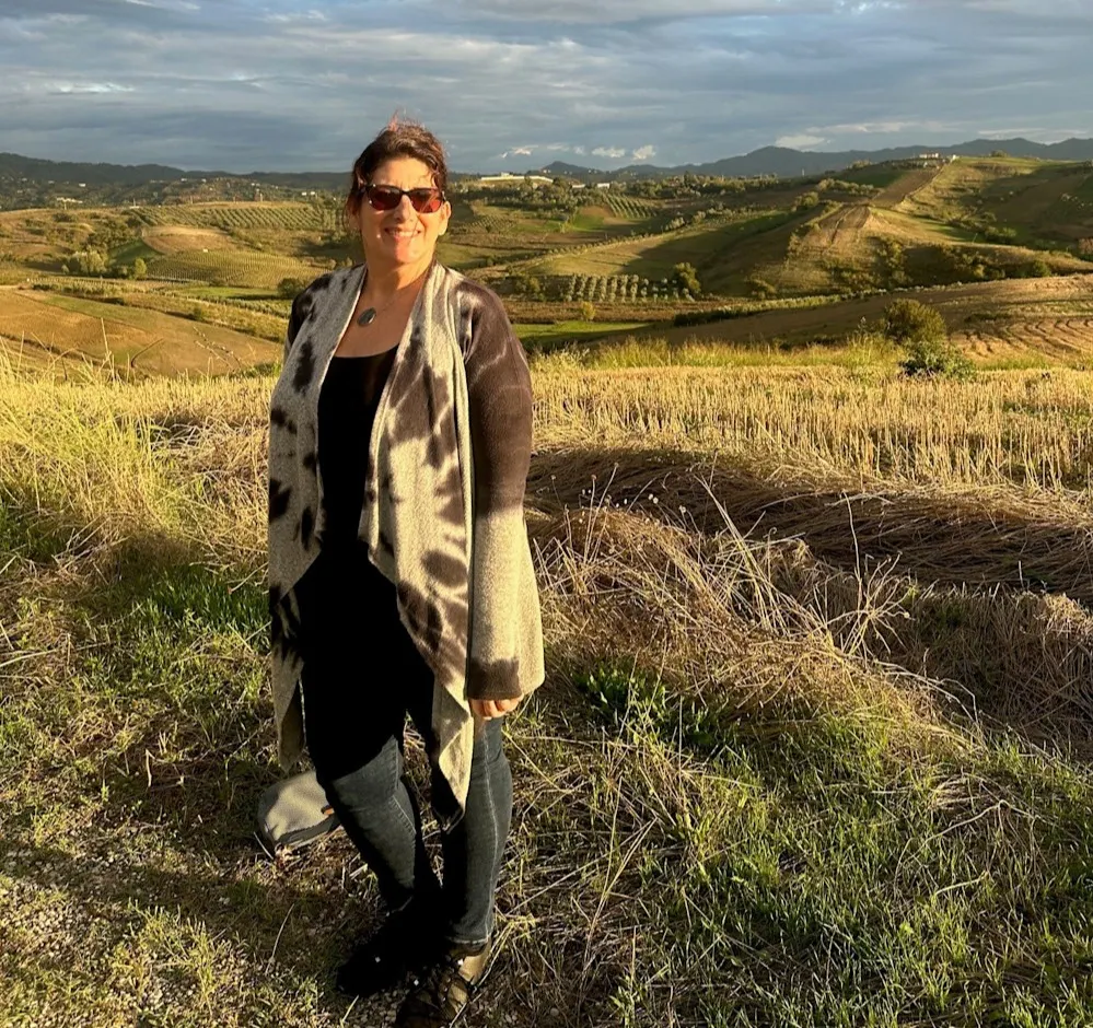 Fresh cheese, local wine, and wide-open countryside views—no Napa crowds here.