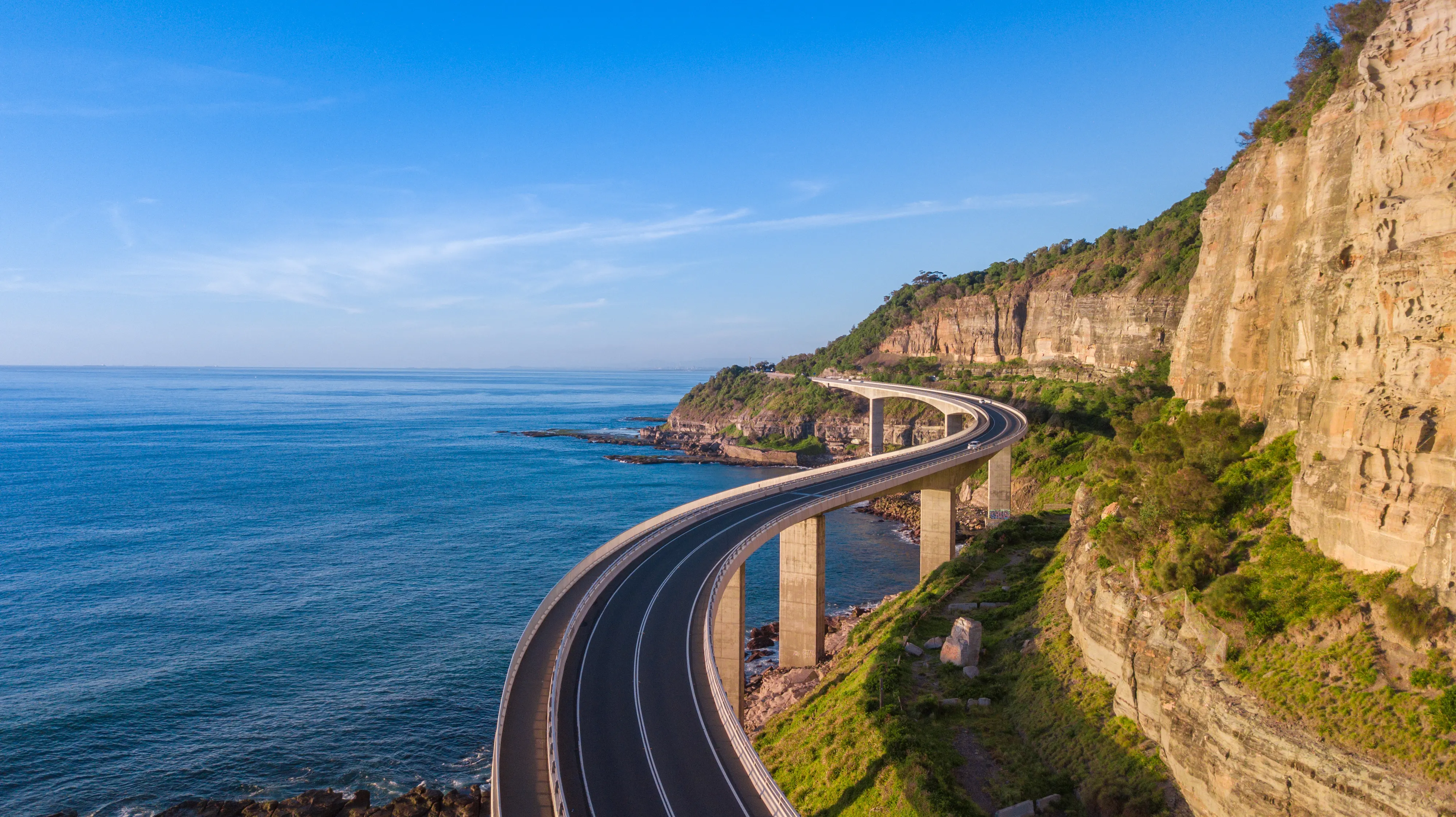 The Sea Cliff Bridge along the Grand Pacific Drive.