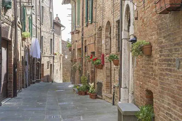 Città della Pieve is as well-kept and attractive as any better-known Tuscan town. ©iStock.com/aprott
