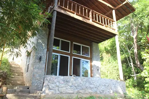 Off-the-Grid-Roatan.jpg