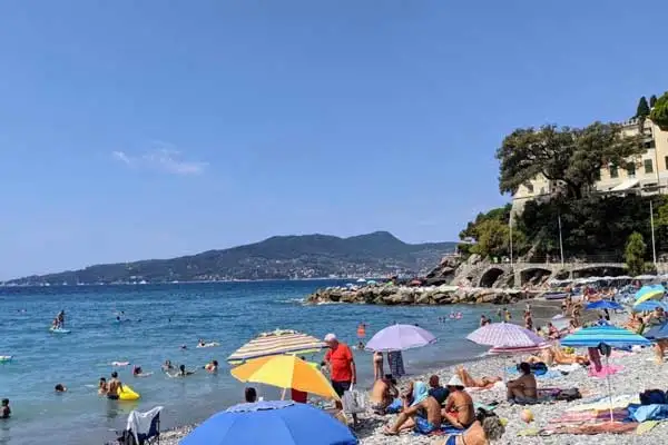 The beach is a popular spot for Zoagli locals to meet up and spend the day enjoying the sunshine and beautiful Mediterranean water, as a community.