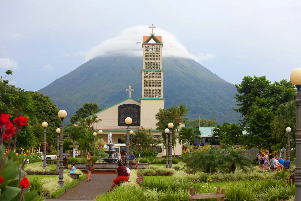 Costa Rica’s natural beauty, affordable healthcare, and eco-friendly lifestyle stand out.