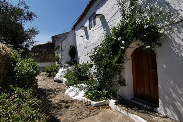 The owner of this two-bed castle home is Danish and Eoin reckons it would be worth trying an offer of $80,000 to $90,000.