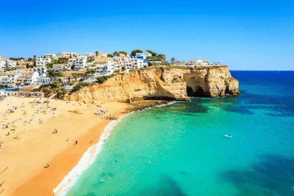 One look at the Algarve, in Southern Portugal, and you’ll understand why Americans are flocking to the area.