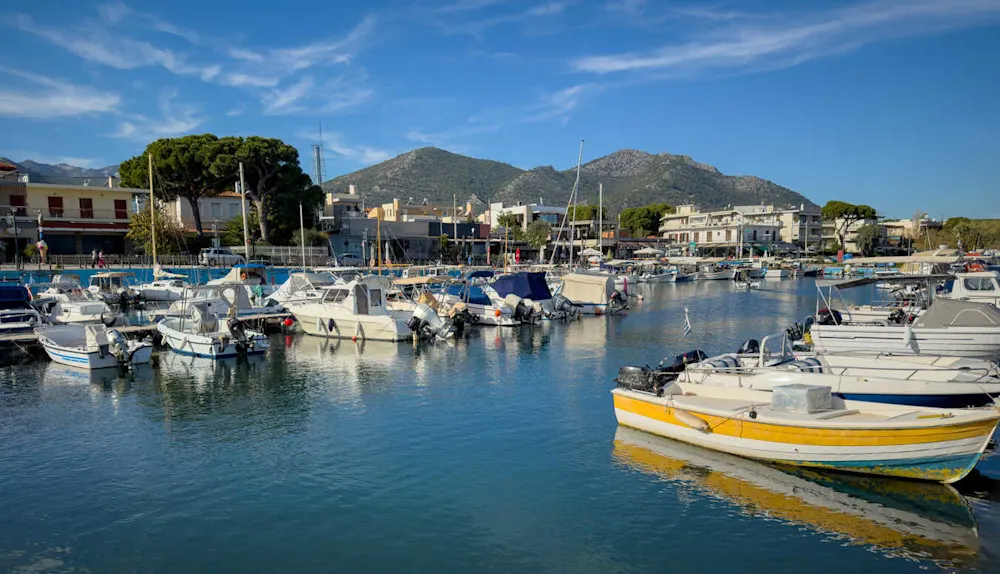 Nea Makri: A fishing village with laid-back charm.