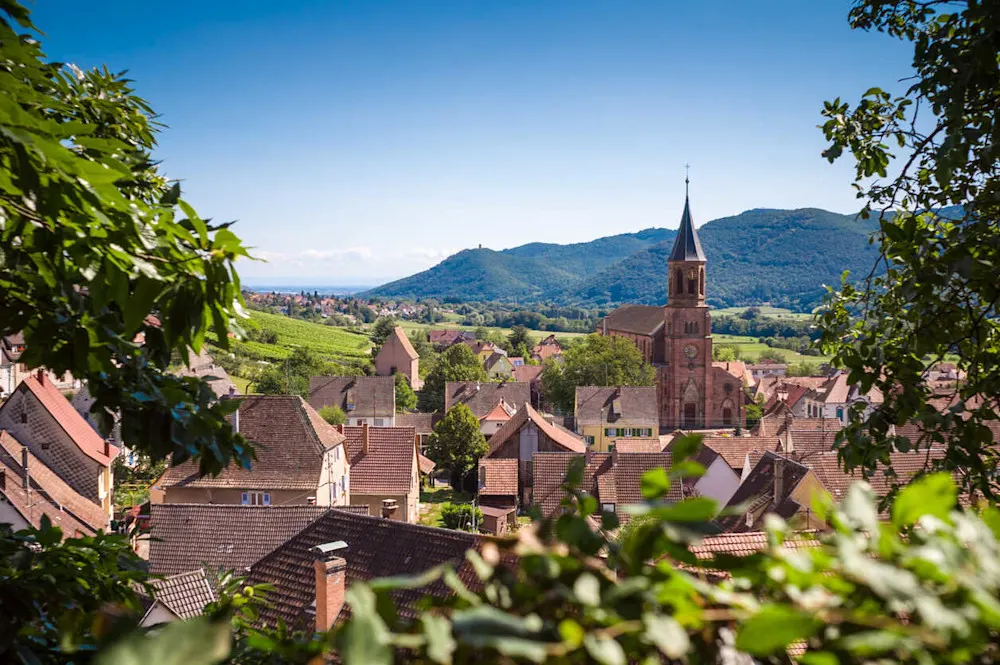 Rural France means wine, markets, and a cozy lifestyle that feels like home.