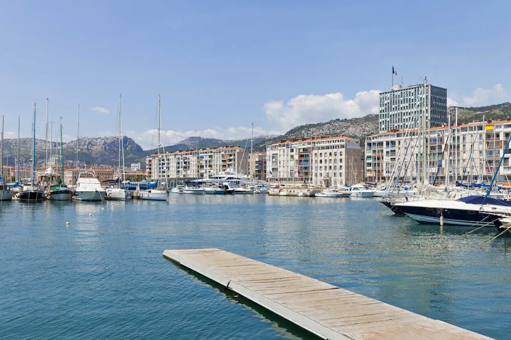 Harbor views in Toulon: Mediterranean charm meets daily life on the Côte d’Azur.