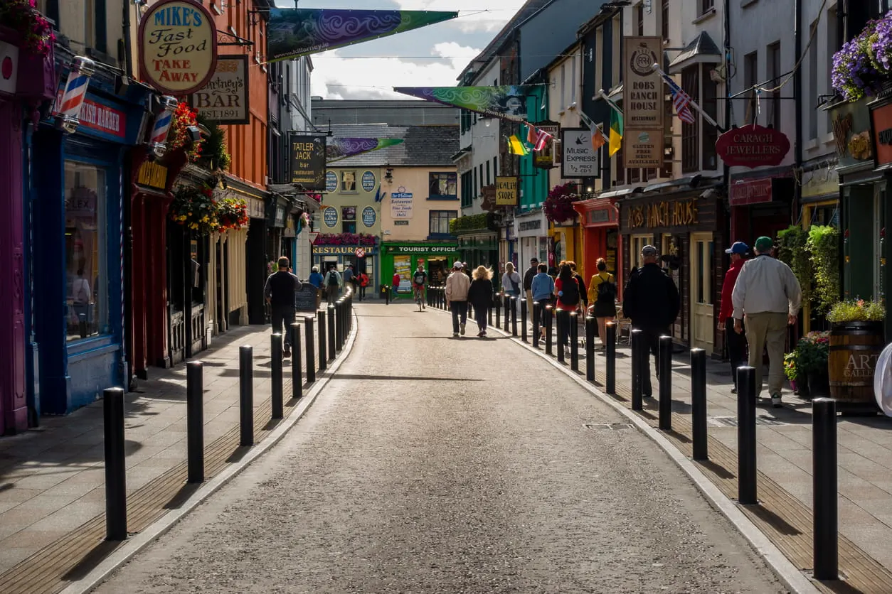 Walkable streets and colorful shopfronts make Killarney easy to call home.