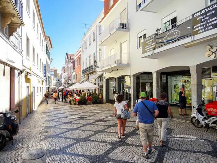 How to get to Sport Zone Outlet in Coimbra by Bus?