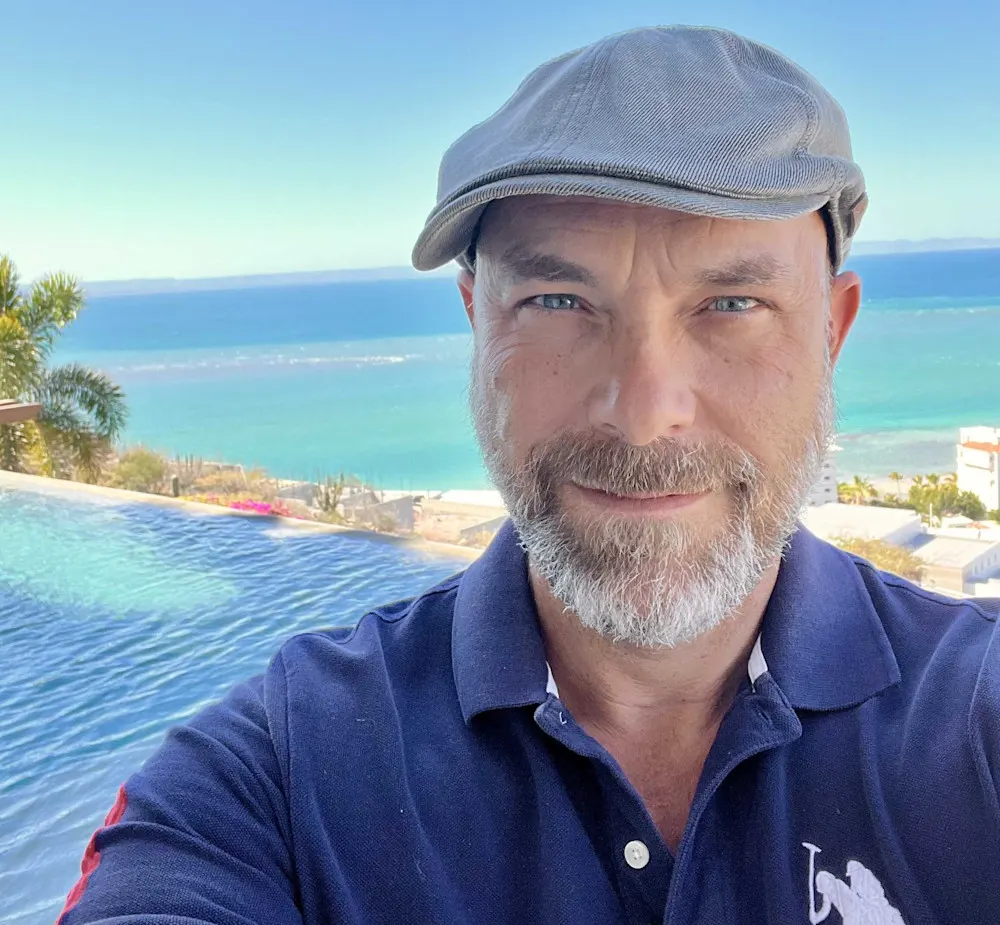 Ian Wilson traded Miami’s corporate life for a slower pace—and a growing business—in La Paz.