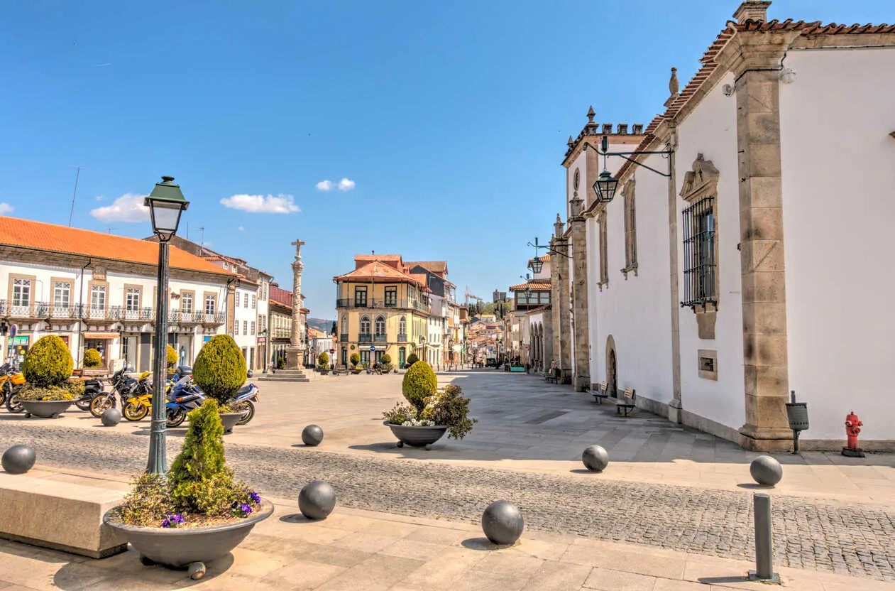 Plaza da Sé, Bragança’s central gathering place.