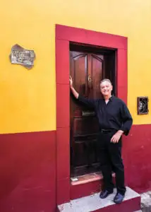 If you should find yourself in San Miguel de Allende, Warren Hardy’s is a friendly face there.