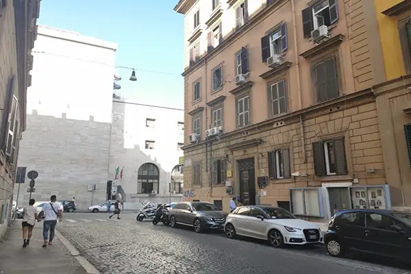 The building to the right of this photo has eight rooms…unusual for vacation rentals in the Eternal City.