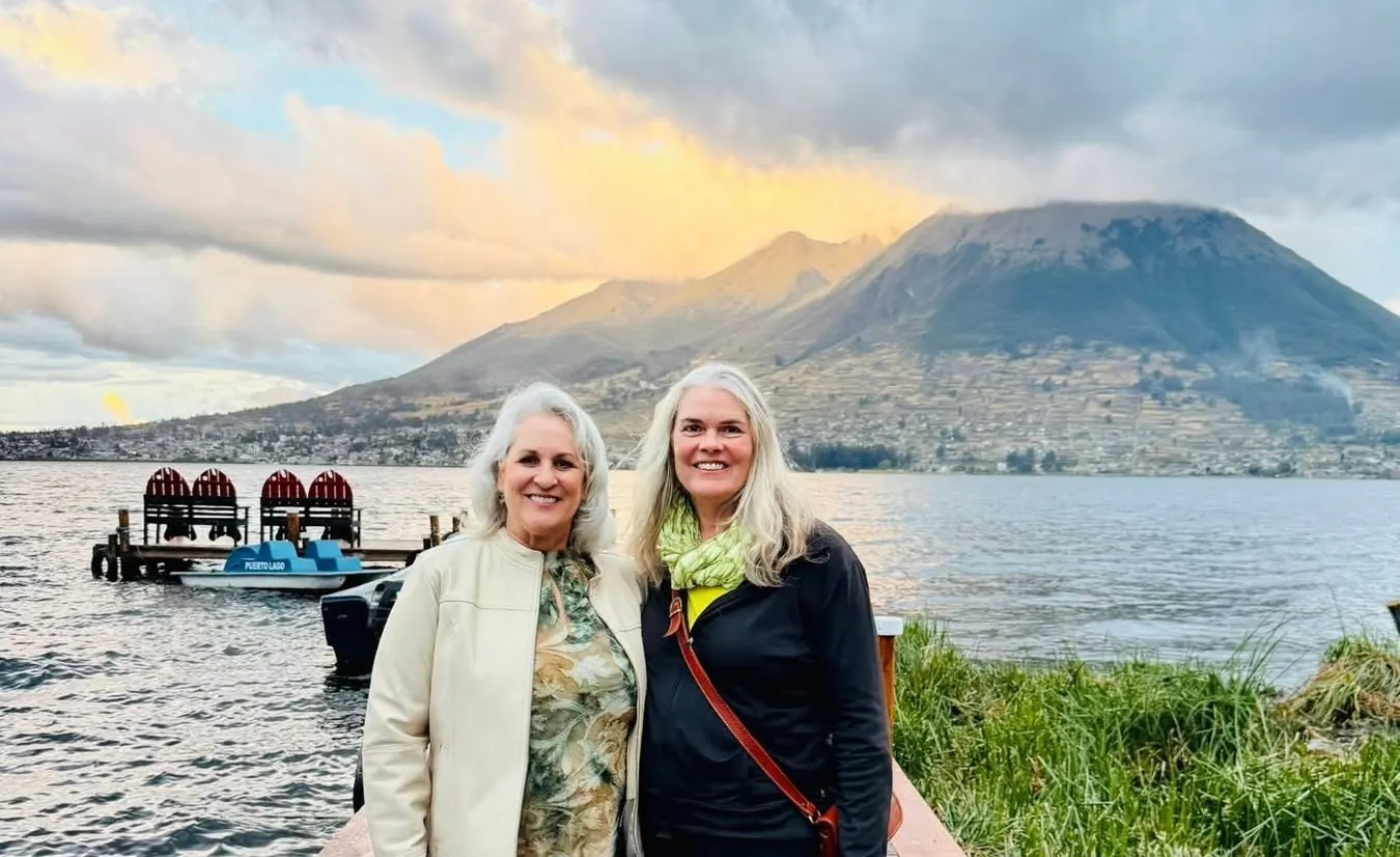 Mona and Leena enjoying Lago San Pablo’s beauty in the Ecuadorian highlands.
