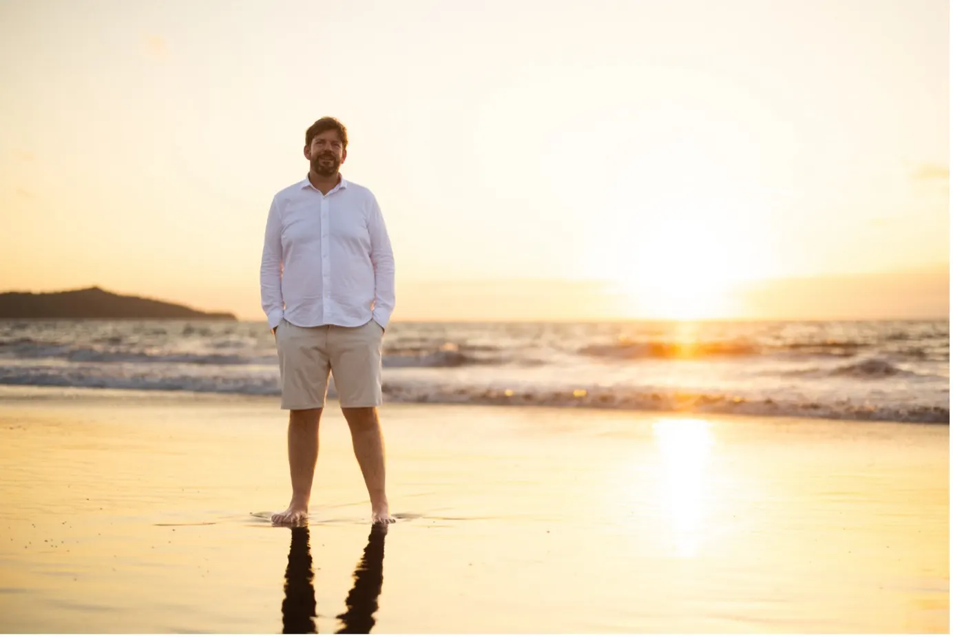 I couldn’t help digging my toes into the sand when scouting Costa Rica’s Guanacaste province. I’d come here because this coast is undergoing a huge transformation…one that’s attracting the ultra-wealthy from across the world.