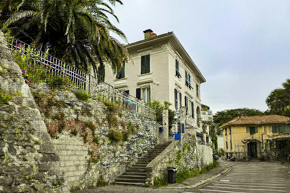 Charming hillside homes are tucked throughout La Spezia’s quiet neighborhoods.